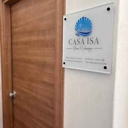 Casa Isa סן לאונה